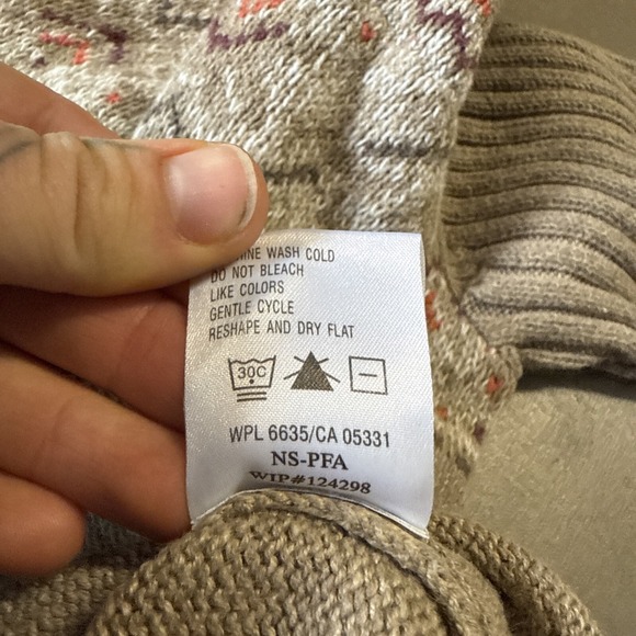 Woolrich Beige and Gray Cardigan Sweater - Picture 9 of 10